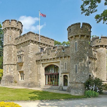 Bath Lodge Castle 伍尔弗顿 客房 照片