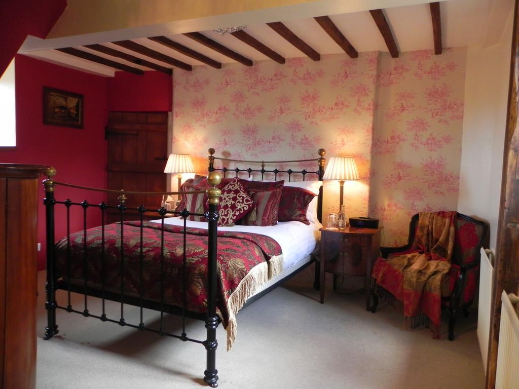Bath Lodge Castle 伍尔弗顿 客房 照片