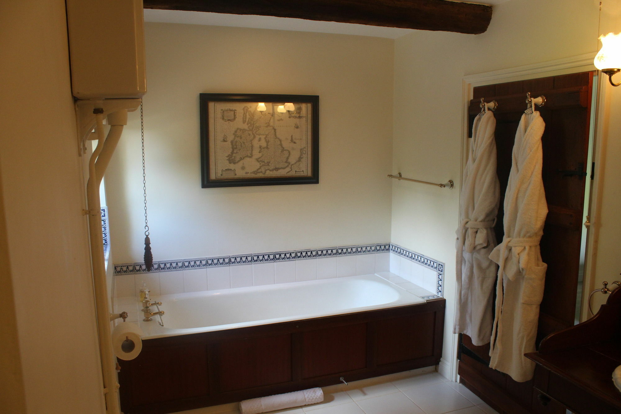 Bath Lodge Castle 伍尔弗顿 外观 照片